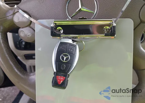 2007 Mercedes-Benz Clk 350 из США, поврежденный, VIN WDBTJ56H27F211775